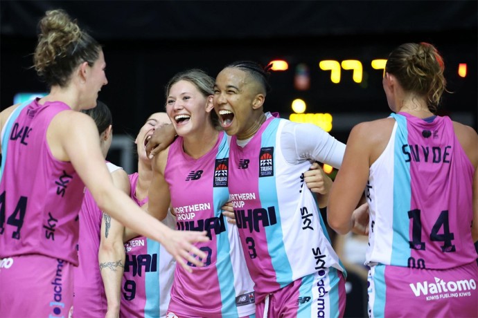 Womens Basketball WHAI v QUEENS